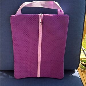 Weight Watchers Purple and Pink Laptop Bag with Modern Design